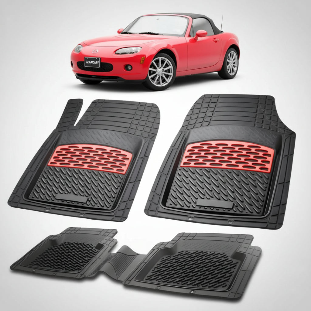 set de covorase din cauciuc negre cu accente rosii cu o mazda mx-5 nc soft top rosie in fundal