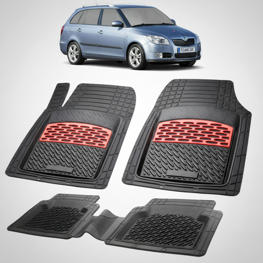 set de covorase din cauciuc negre cu accente rosii cu skoda fabia ii combi albastra in fundal