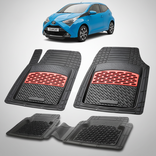 set de covorase din cauciuc negre cu accente rosii cu toyota aygo ab40 hatchback albastra in fundal