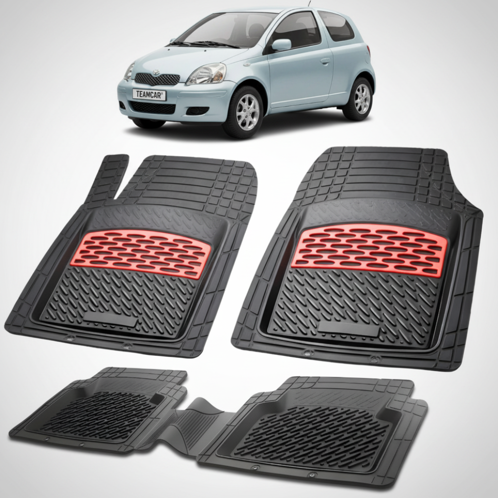 set de covorase din cauciuc negre cu accente rosii cu toyota yaris xp10 hatchback albastru deschis in fundal