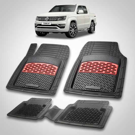 set de covorase din cauciuc negre cu accente rosii cu un volkswagen golf amarok 1 2h pickup alb in fundal