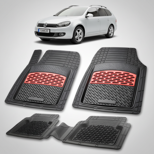 set de covorase din cauciuc negre cu accente rosii cu un volkswagen golf mk6 variant break argintiu in fundal
