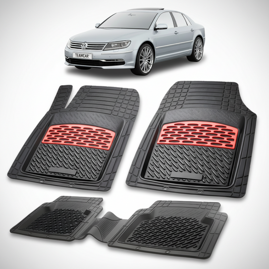 set de covorase din cauciuc negre cu accente rosii cu un volkswagen phaeton 2 argintiu in fundal