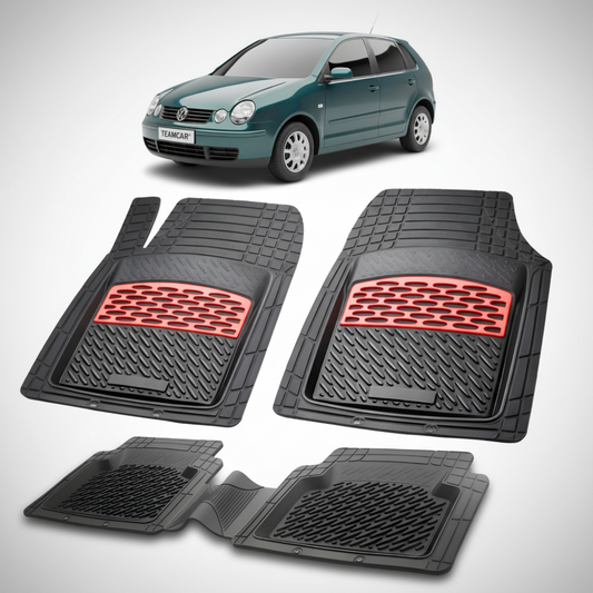 set de covorase din cauciuc negre cu accente rosii cu un volkswagen polo 4 hatchback verde inchis in fundal