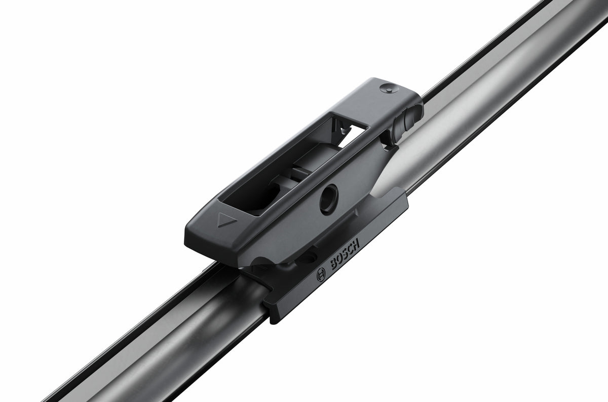 Detaliu adaptor de fixare al ștergătorului Bosch Aerotwin A012S