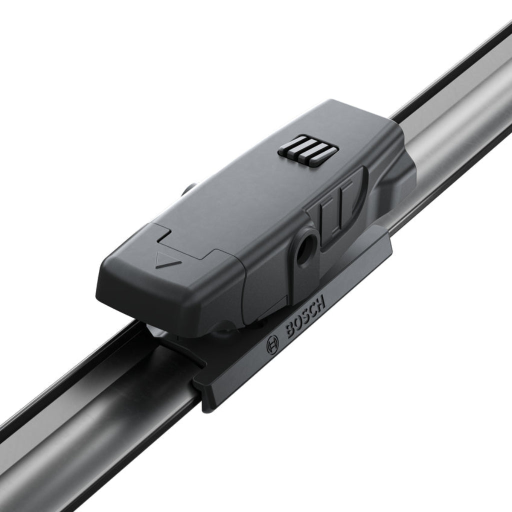 Detaliu adaptor Multi-Clip premontat Bosch Aerotwin AM461S