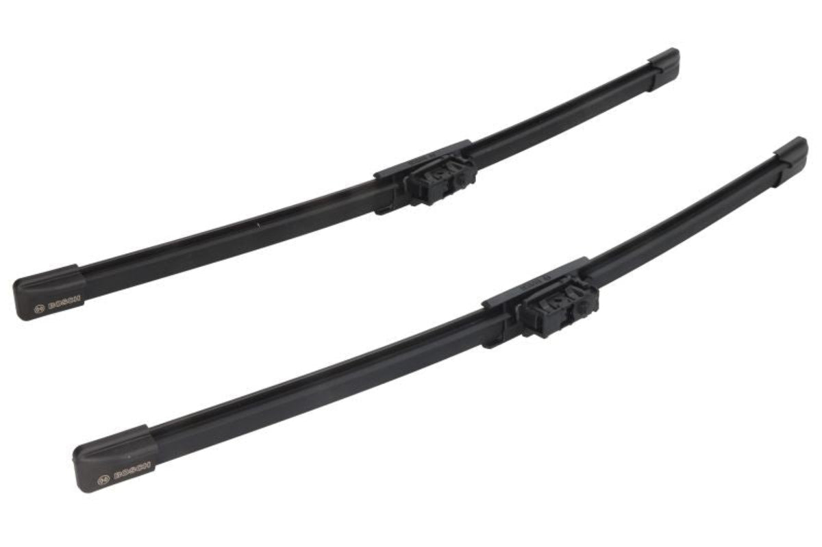 Doua lamele Bosch Aerotwin A201S cu spoiler si adaptoare premontate, vedere oblica
