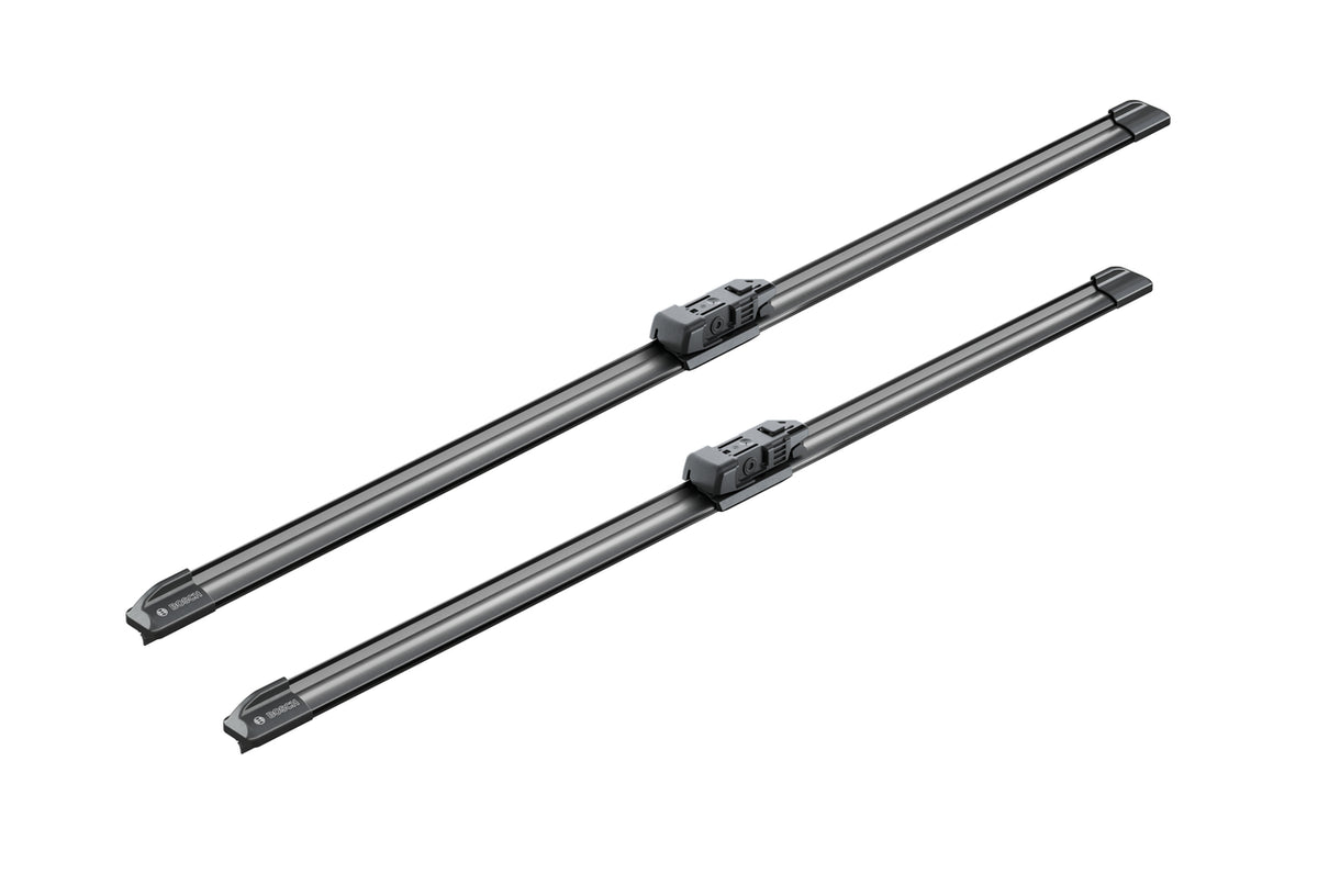 Set de doua lamele Bosch Aerotwin A244S cu adaptoare, vedere oblica
